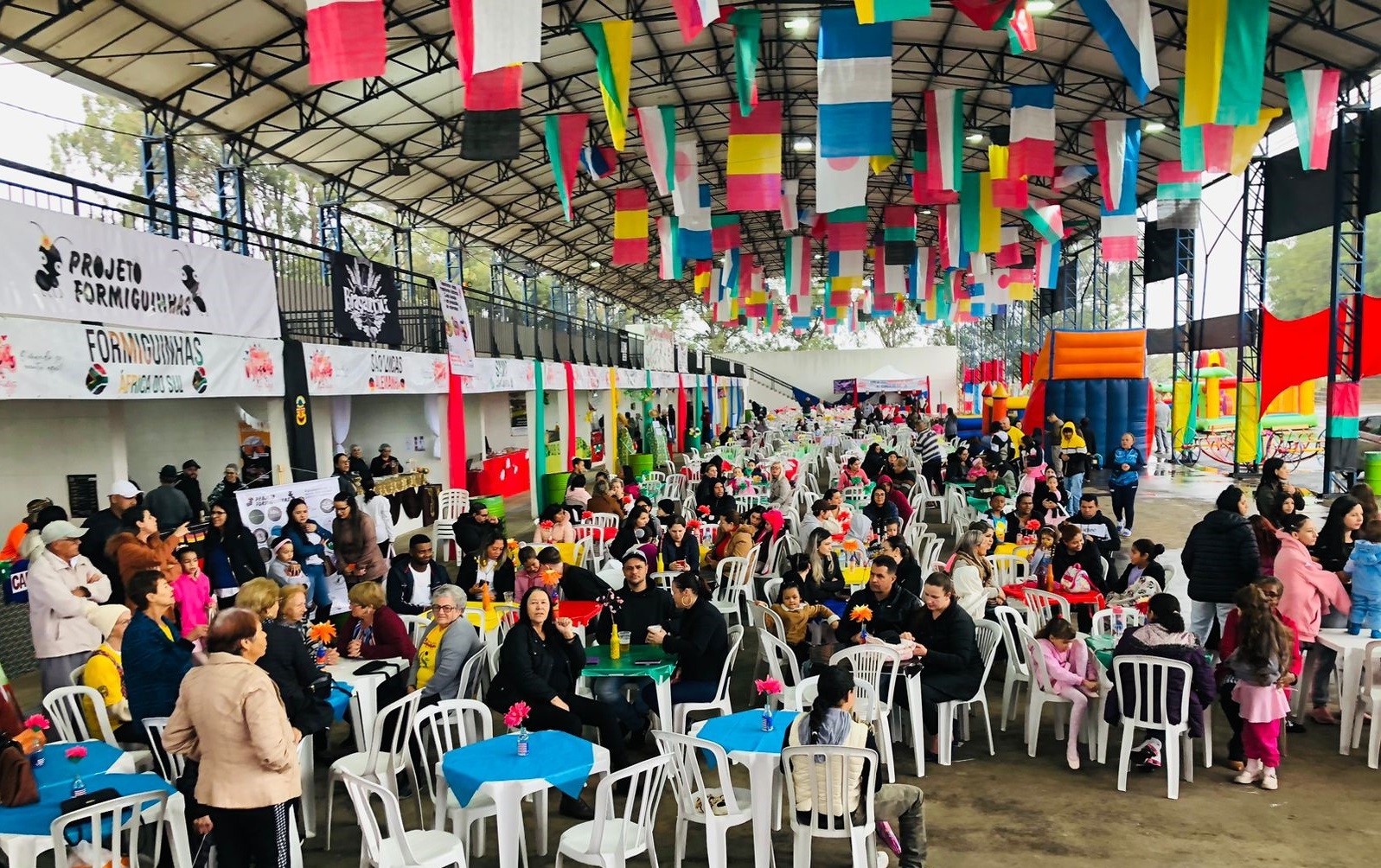 Feira das Nações 2026 terá gastronomia, shows, Tratorada e atrações culturais