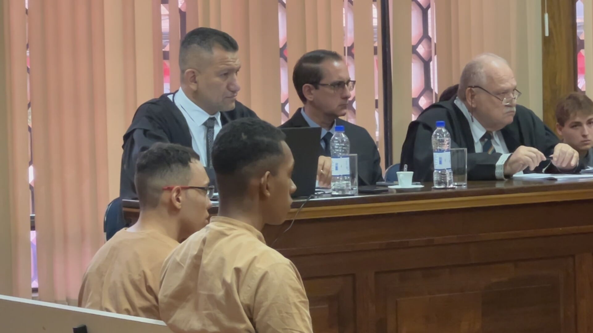 Acusados de esfaquear grávida para tentar interromper gestação são julgados em Rio Preto