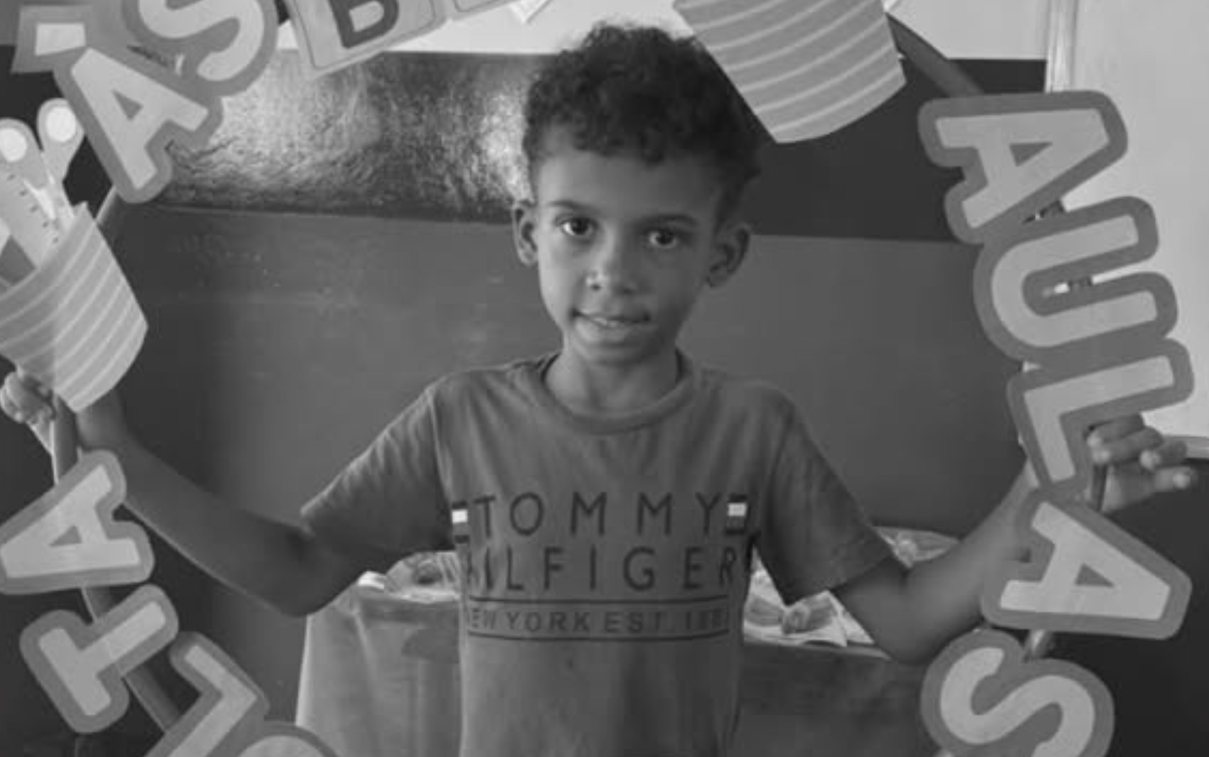 Menino de 7 anos morre atropelado por moto na GO-108
