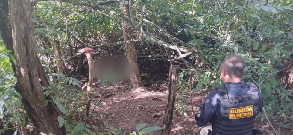 Corpo amordaçado de mulher é encontrado em área de mata no sudeste do Pará