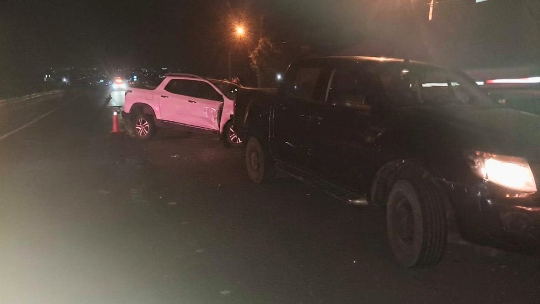 Motorista de caminhonete é preso logo após se envolver em acidente em rodovia do Paraná 