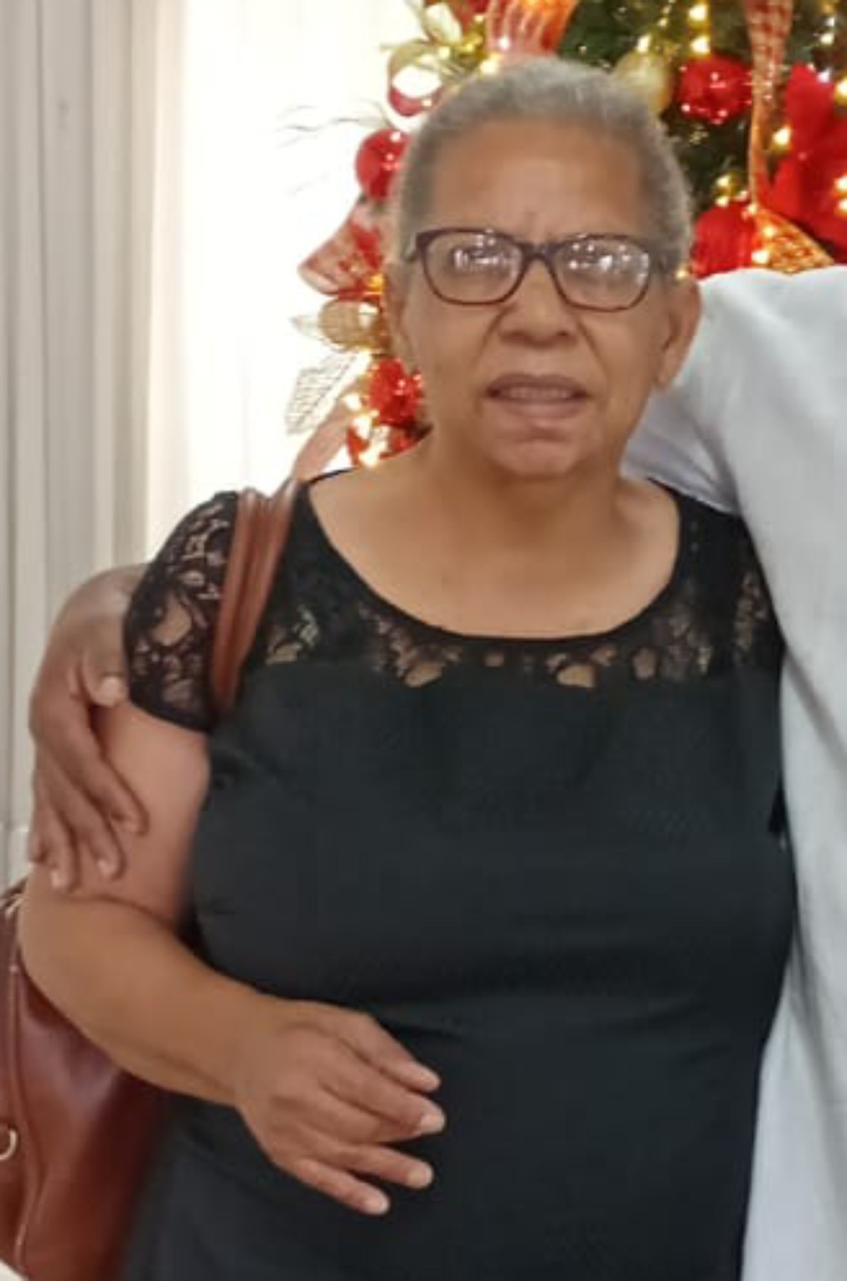 Família procura por mulher desaparecida em Volta Redonda