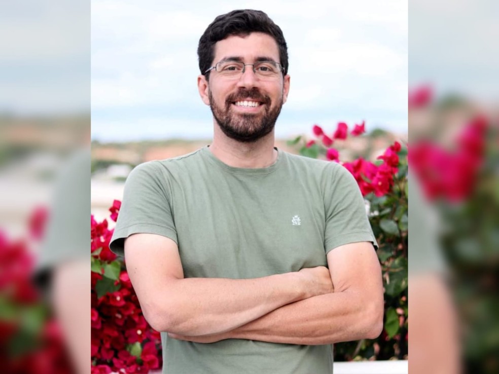 Vitor Meireles Figueiredo morreu após perder o controle da moto e cair em uma rodovia na zona rural da cidade de Cedro, no interior do Ceará. — Foto: Arquivo pessoal