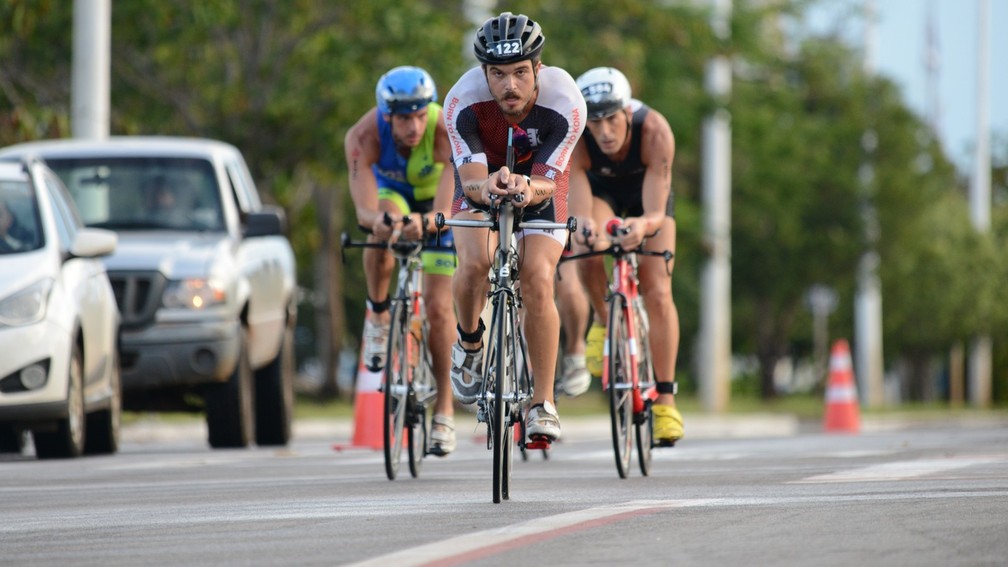 Ciclovias, ciclovias ou acostamento são espaços que devem ser utilizados pelos ciclistas nas rodovias. — Foto: Júnior Suzuki/Prefeitura de Palmas