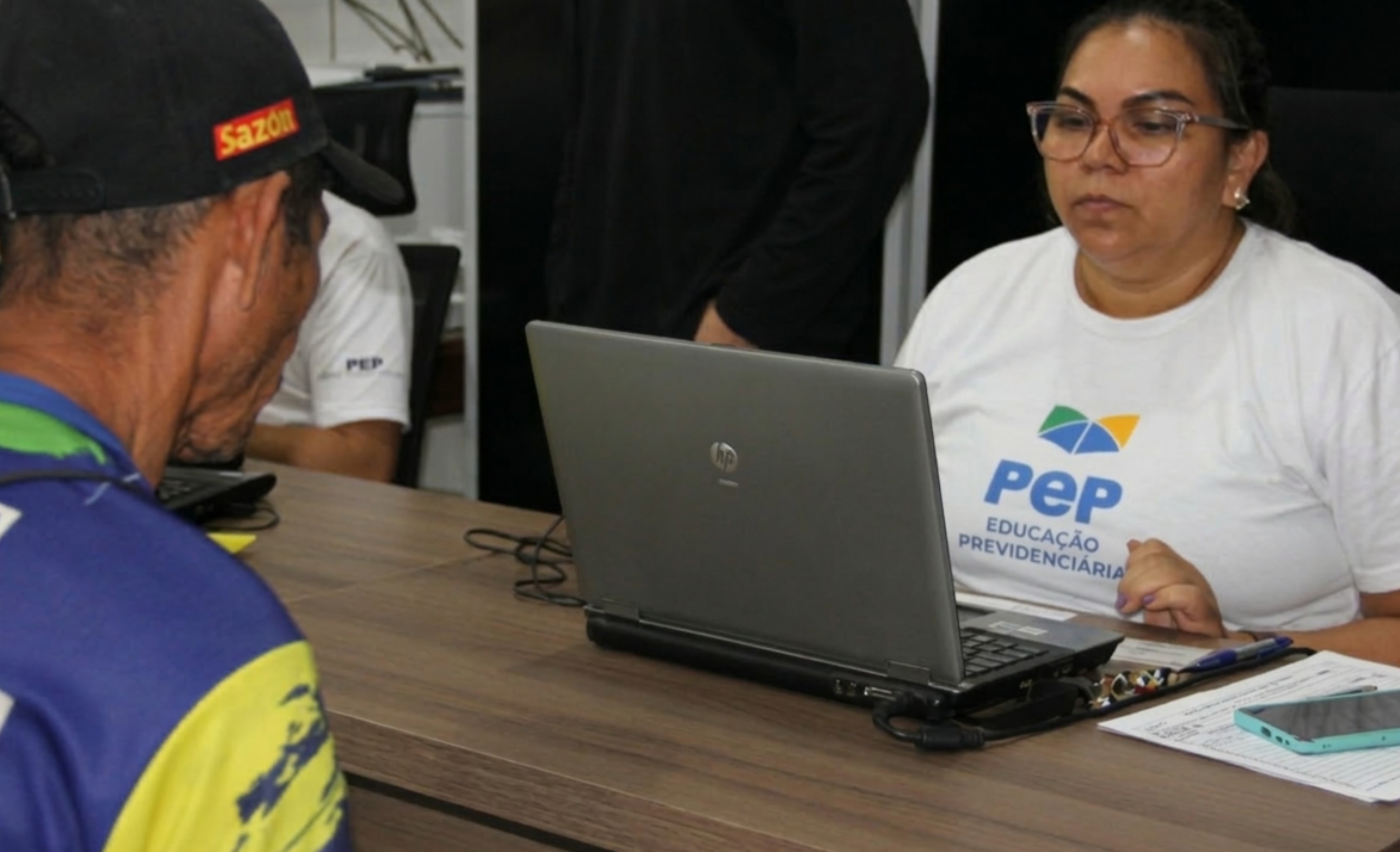 INSS atende pessoas em situação de rua durante mutirão em Boa Vista