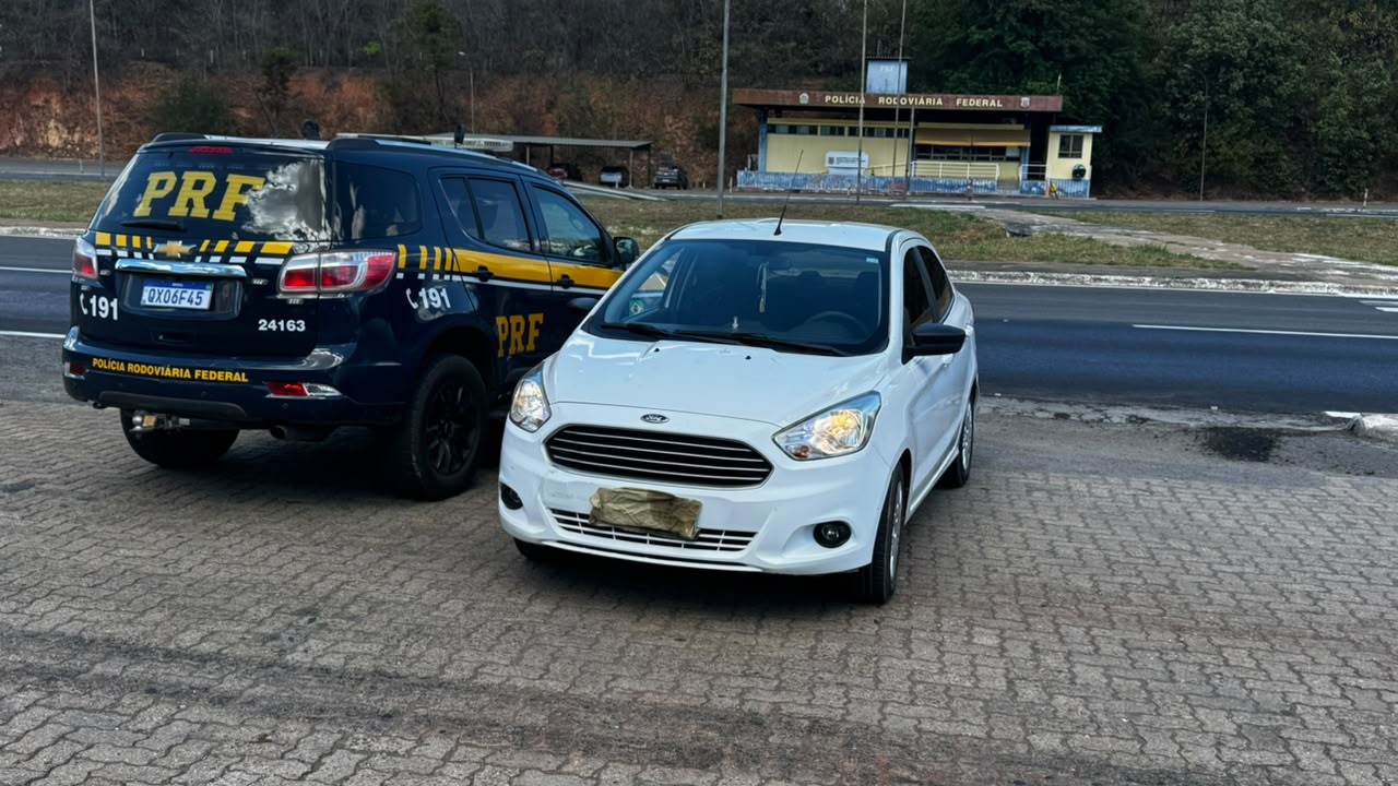 Homem é preso na BR-251, em Montes Claros, com carro roubado em SP 