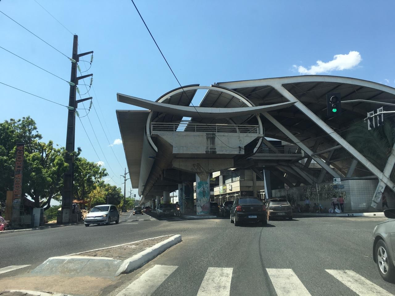 Avenida Maranhão ganha semáforos e deixa de ter rotatória; veja como fica o trânsito em Teresina
