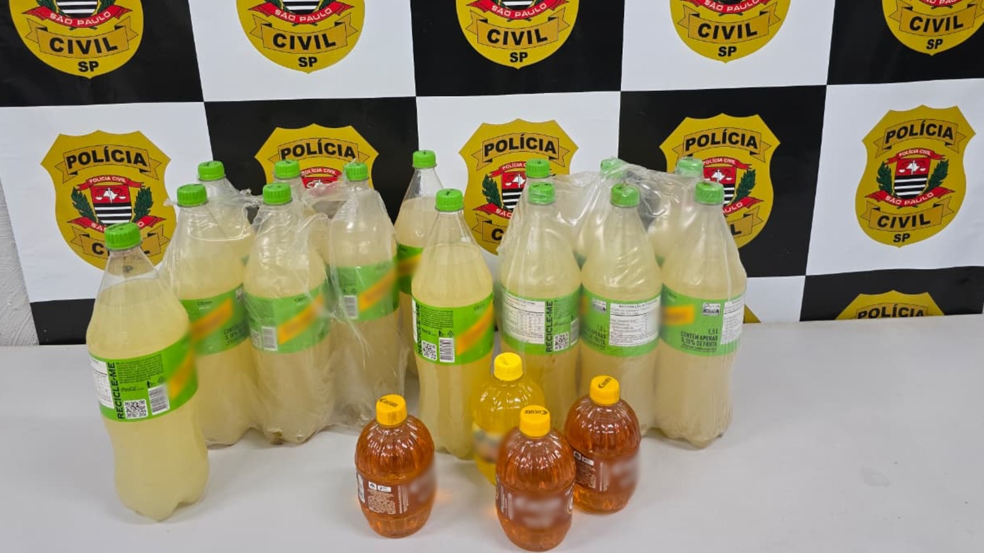 Polícia Civil prende dupla suspeita de venderem bebidas vencidas durante carnaval de rua em Cerquilho