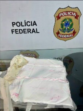 PF prende suspeito de tentar embarcar com 2 kg de cocaína em avião no Galeão