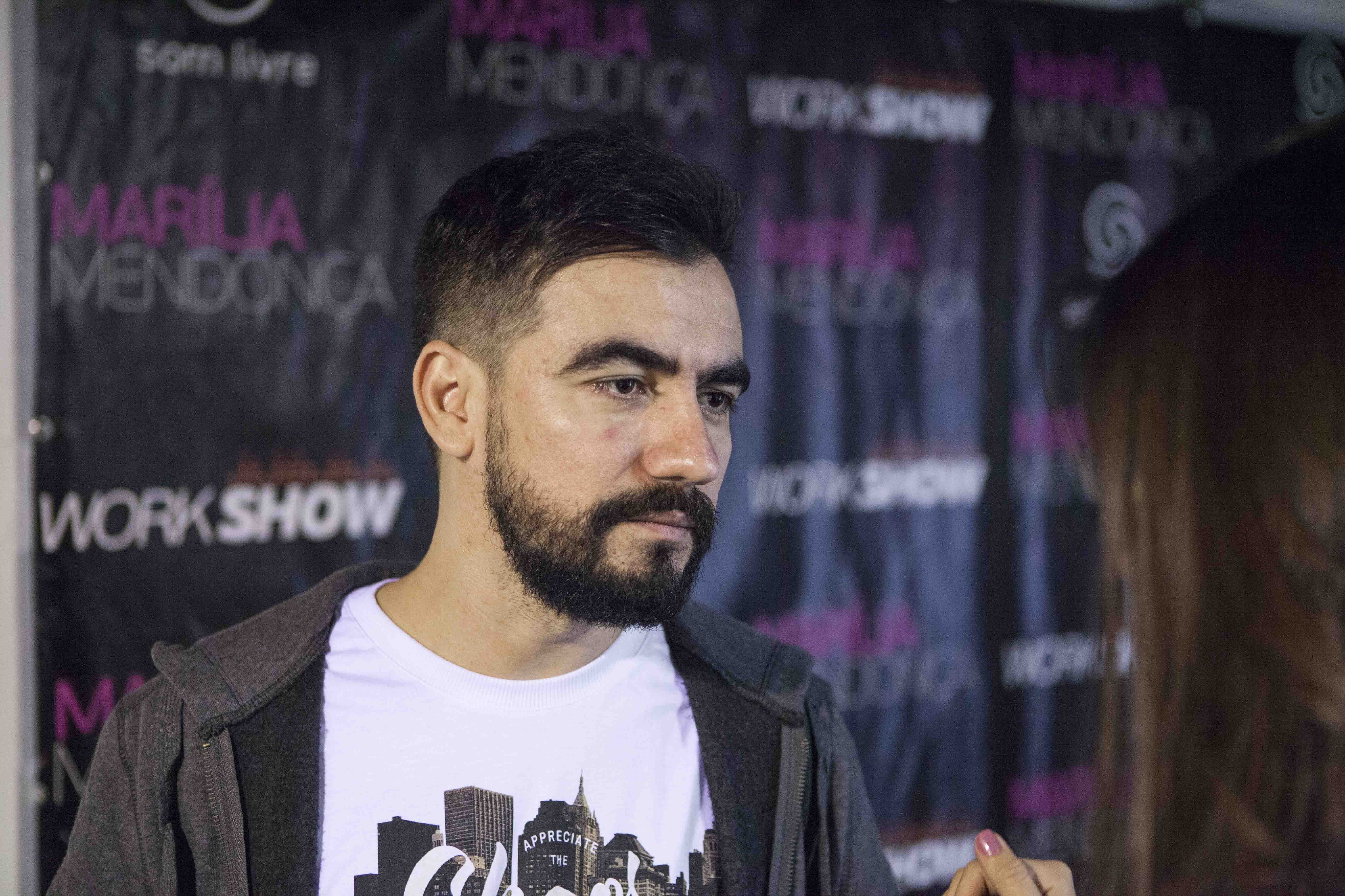 Juliano Tchula se manifesta sobre cinebiografia de Marília Mendonça e diz não querer que sua imagem seja usada 