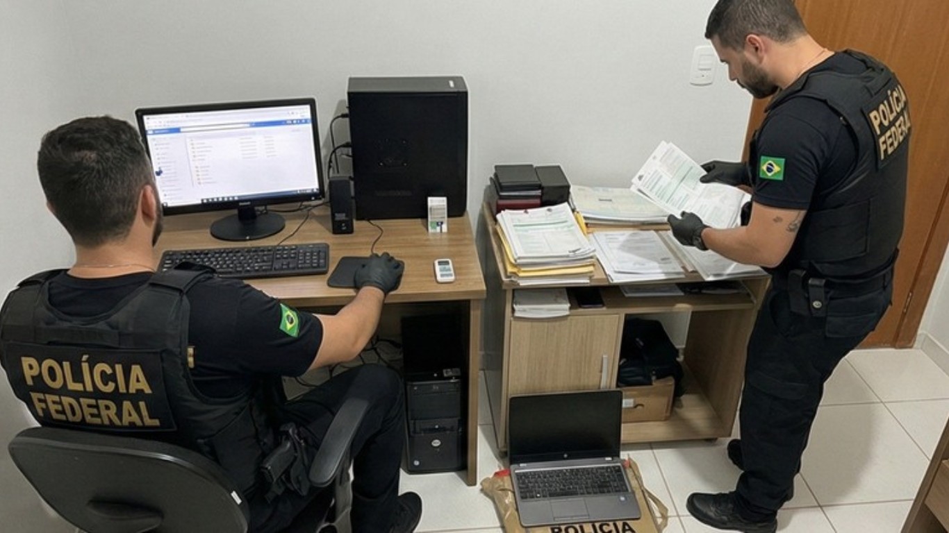 Grupo criminoso envolvido com fraudes bancárias é alvo de operação da PF no Agreste