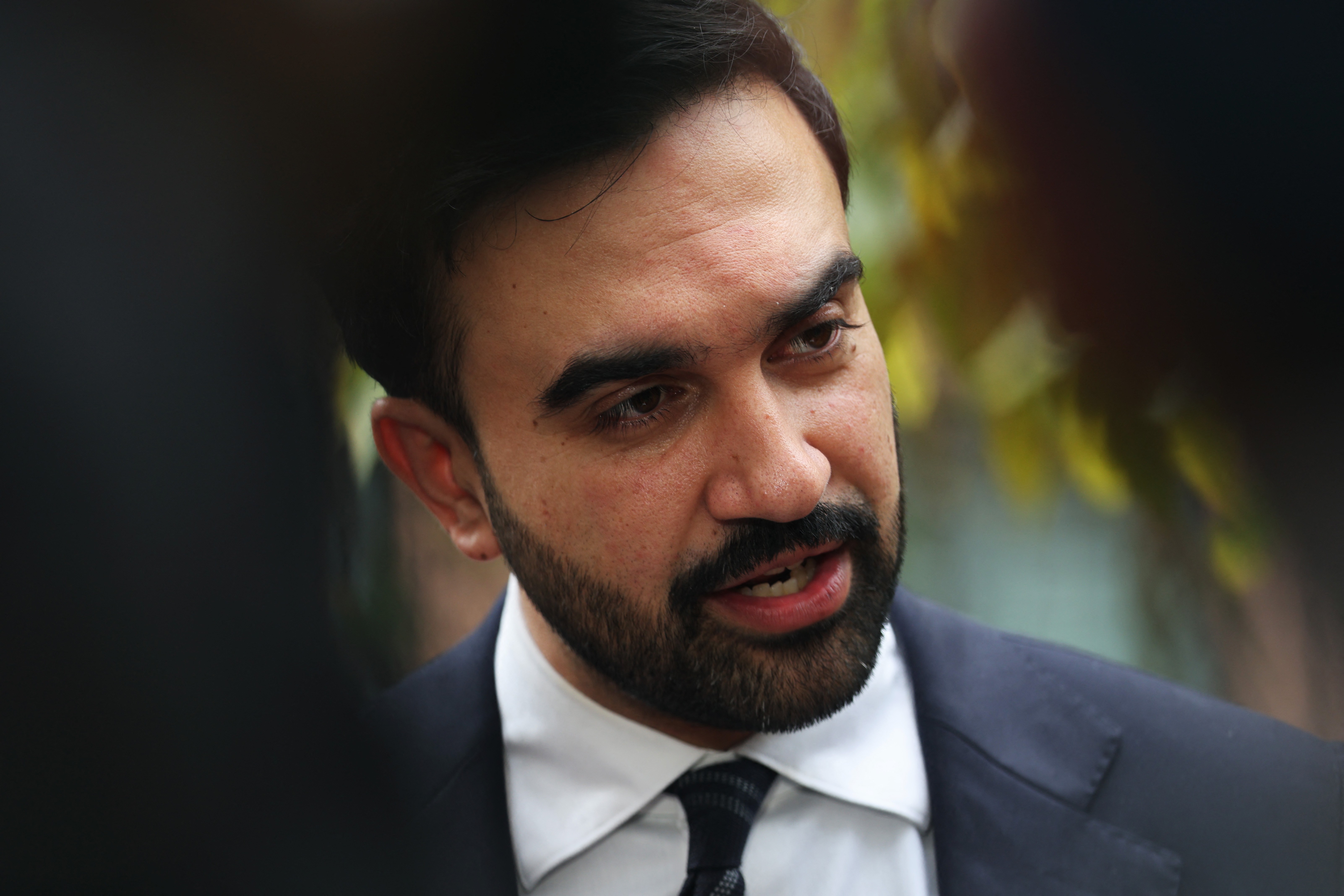 'Efeito Obama' impulsiona campanha do favorito Mamdani à prefeitura de Nova York