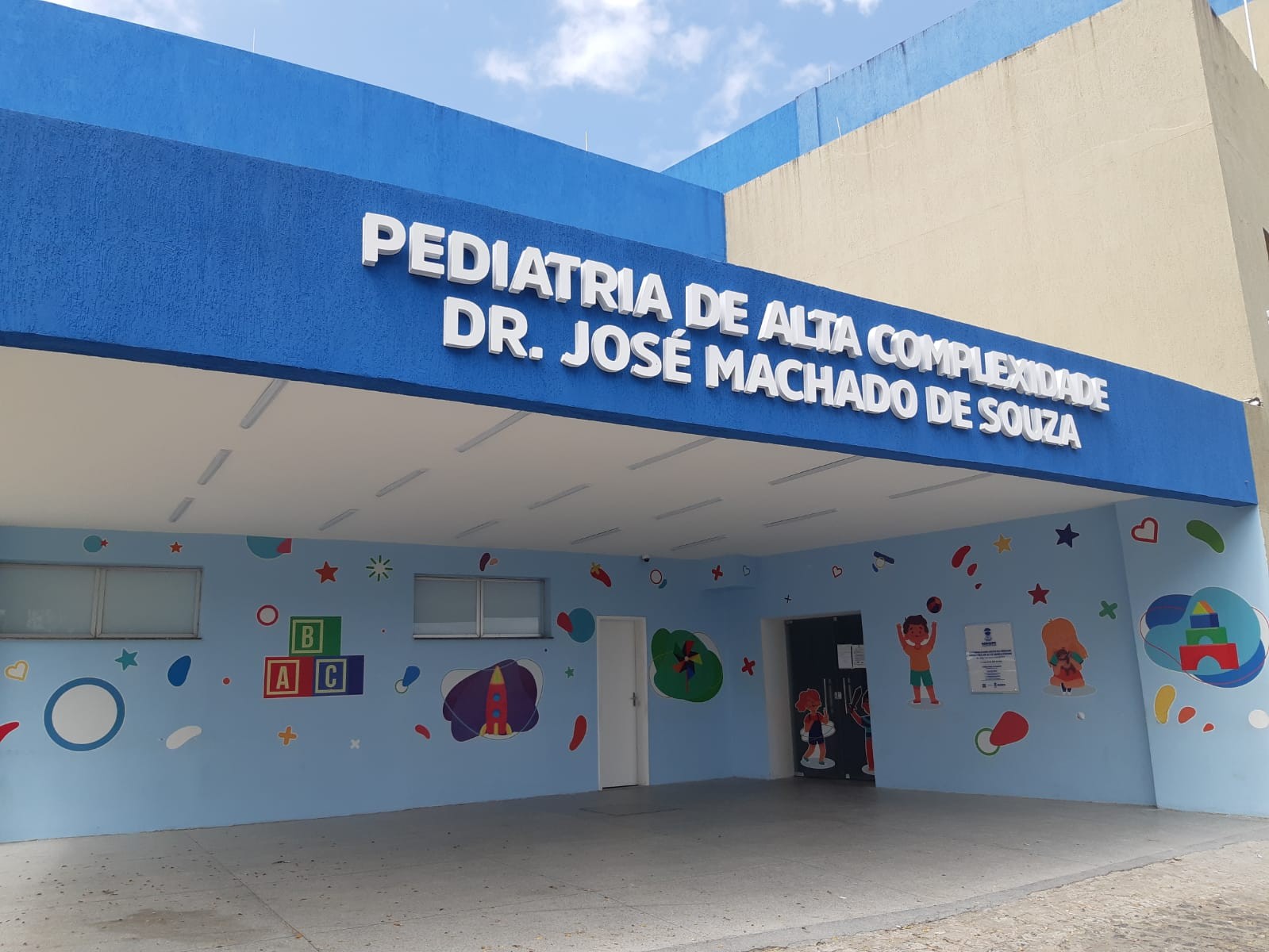 Criança sofre choque elétrico enquanto brincava em Nossa Senhora do Socorro