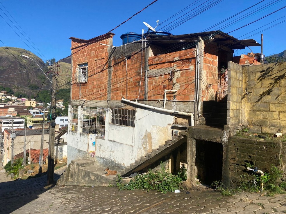 Casa onde Suely Batista Santos, 31 anos, foi assassinada a tiros em Pancas, Noroeste do Espírito Santo — Foto: Carol Silveira/Rede Gazeta
