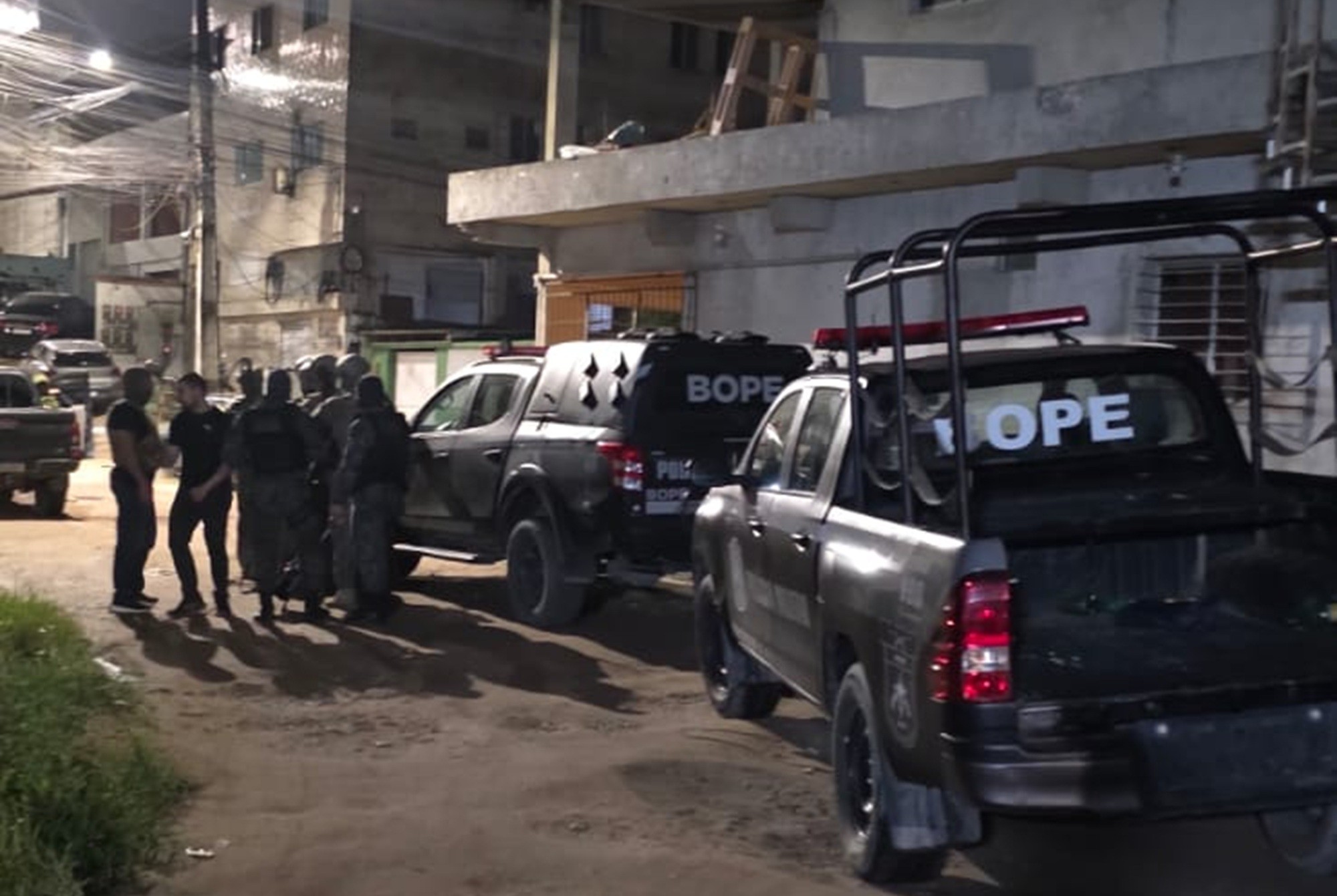 Operação mira quadrilha que extorquia e sabotava provedores de internet e ameaçava moradores no Grande Recife