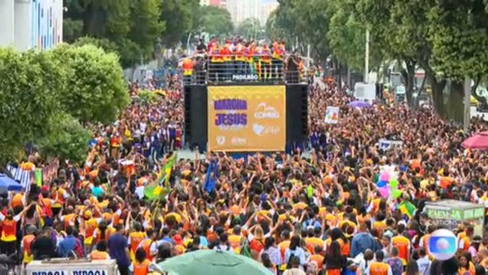 Marcha para Jesus leva uma multidão para as ruas do Rio  - Programa: Jornal Nacional 