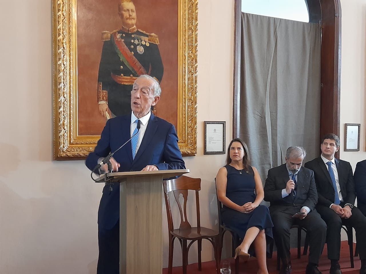 Em visita ao Recife para receber título de Doutor Honoris Causa, presidente de Portugal participa de homenagem no Hospital Português - Portais
