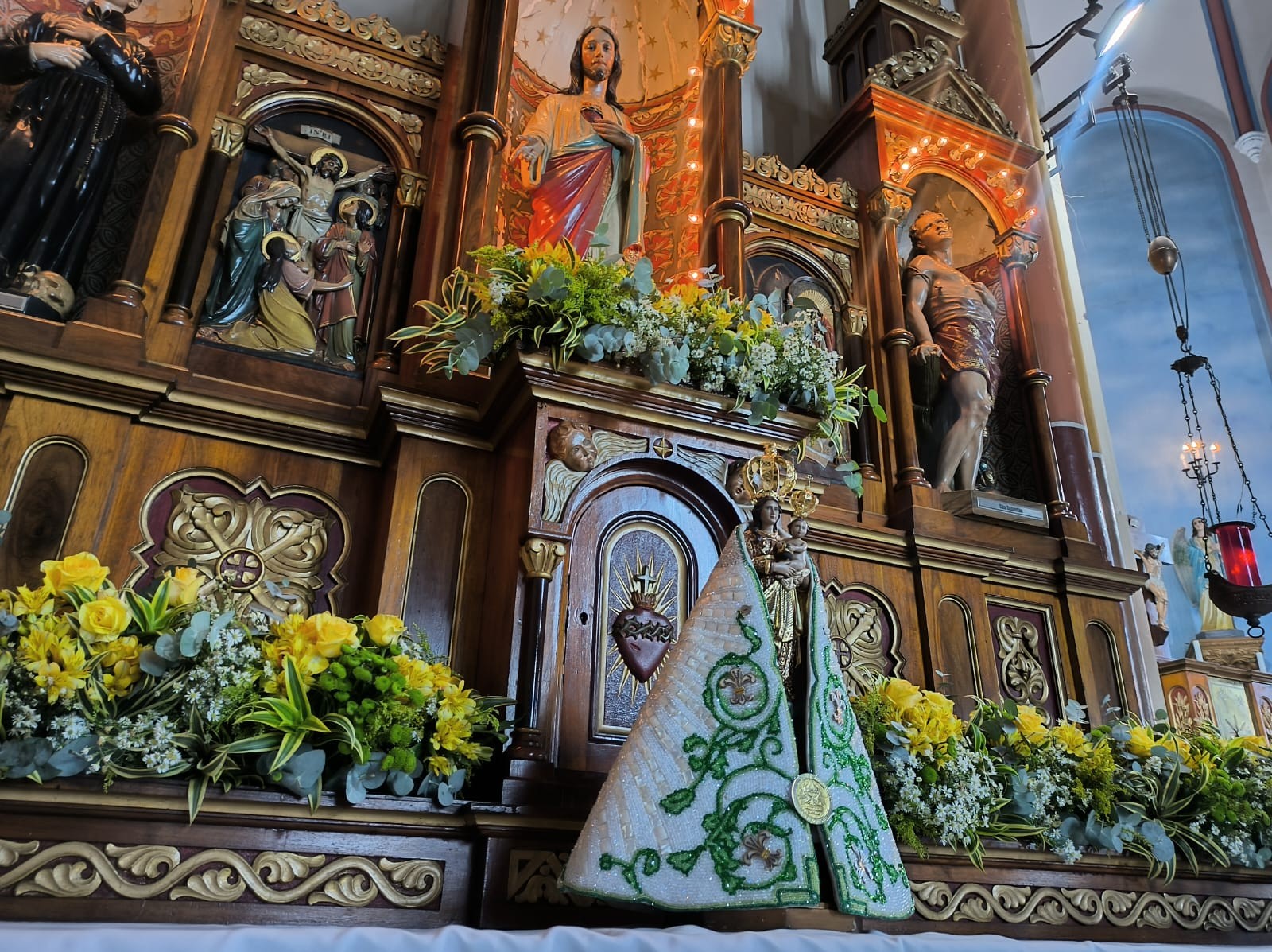 Imagem peregrina de Nossa Senhora de Nazaré, do Círio de Belém, chega a Belo Horizonte