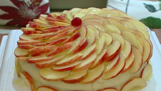 Clube Rural ensina a preparar uma deliciosa torta de maçã - Programa: Clube Rural 