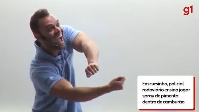 Em cursinho, policial rodovirio ensina jogar spray de pimenta dentro de camburo