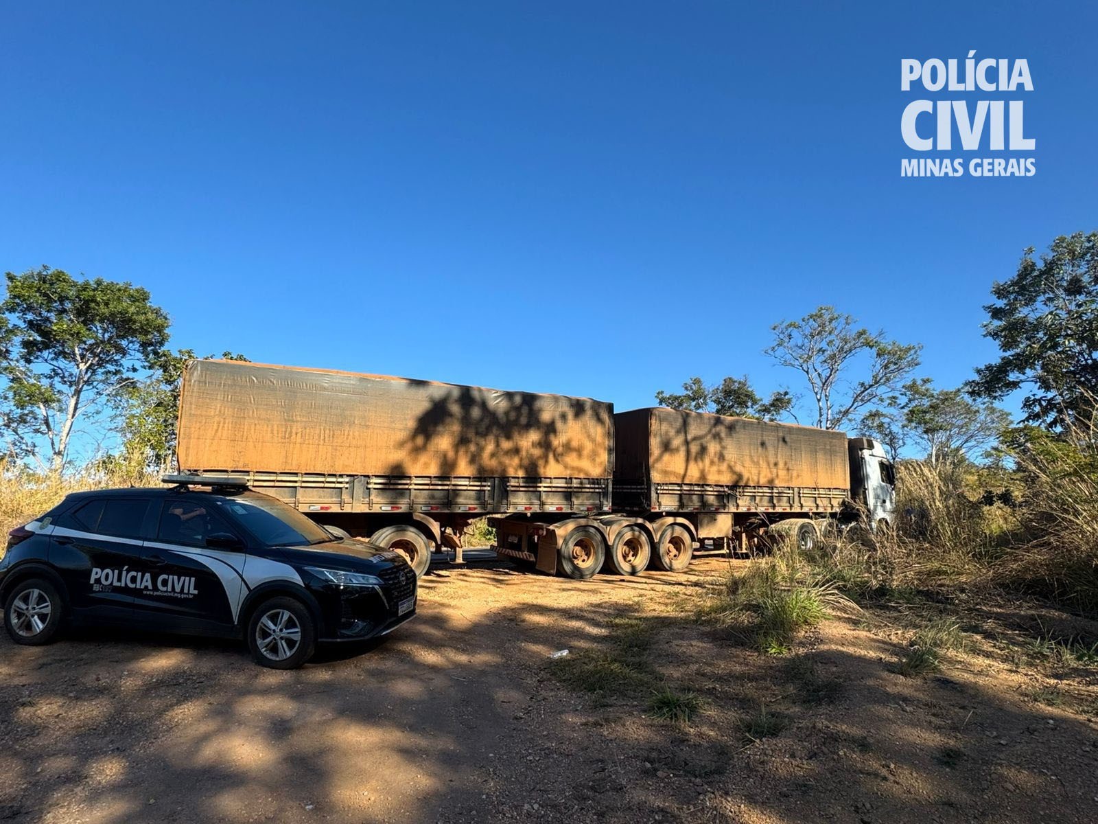 Suspeitos de roubar 120 toneladas de café em MG são presos: 'Grupo de 15 indivíduos rendeu 8 funcionários', diz delegado