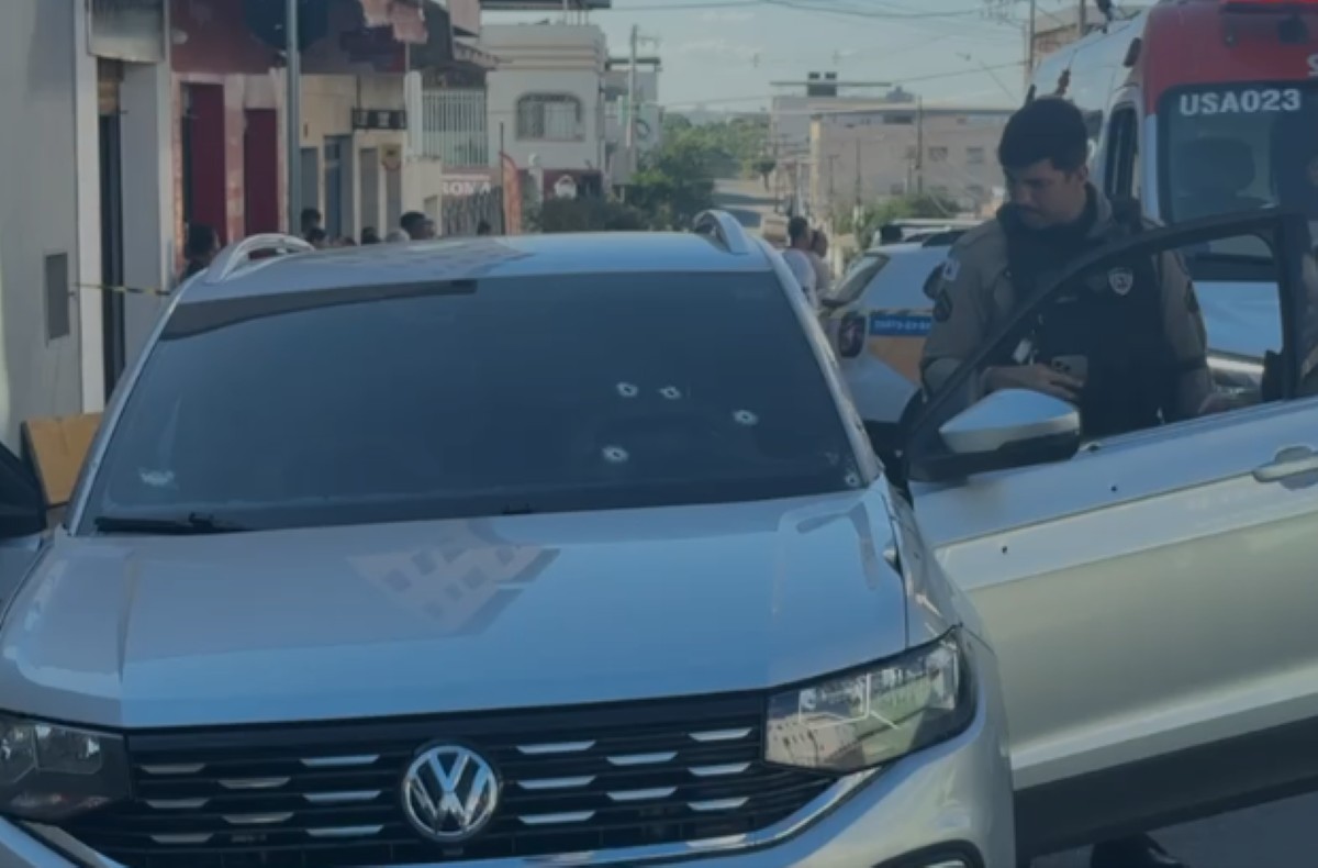 Jovem é baleado com cerca de 16 tiros e socorrido com vida em possível emboscada em Divinópolis