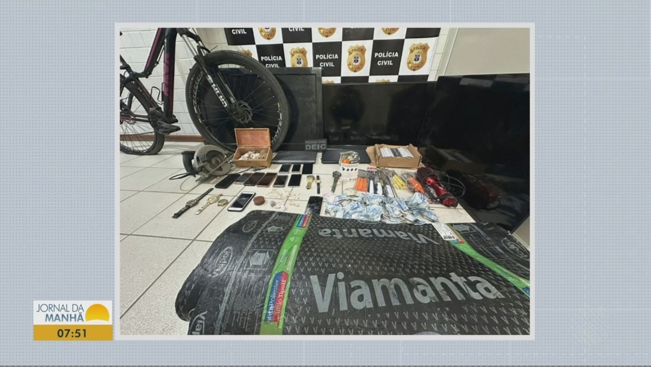 Grupo é preso após furto de joias avaliadas em R$ 250 mil na Bahia; uma delas foi encontrada com anel de ouro e diamante