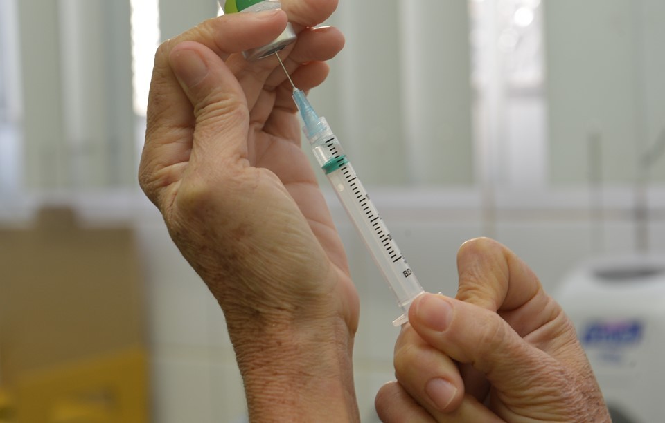 Vacina contra gripe é liberada para toda a população acima de 6 meses no ES