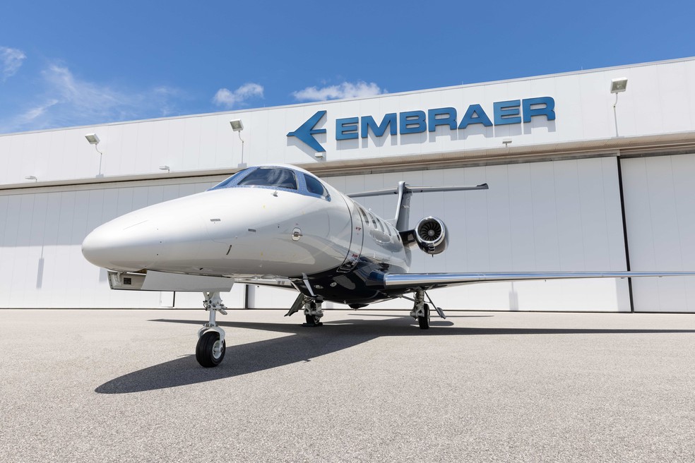 Embraer oferece mais de 160 bolsas de estudos em tecnologia exclusivas para pessoas com mais de 50 anos; veja como se inscrever — Foto: Divulgação/Embraer