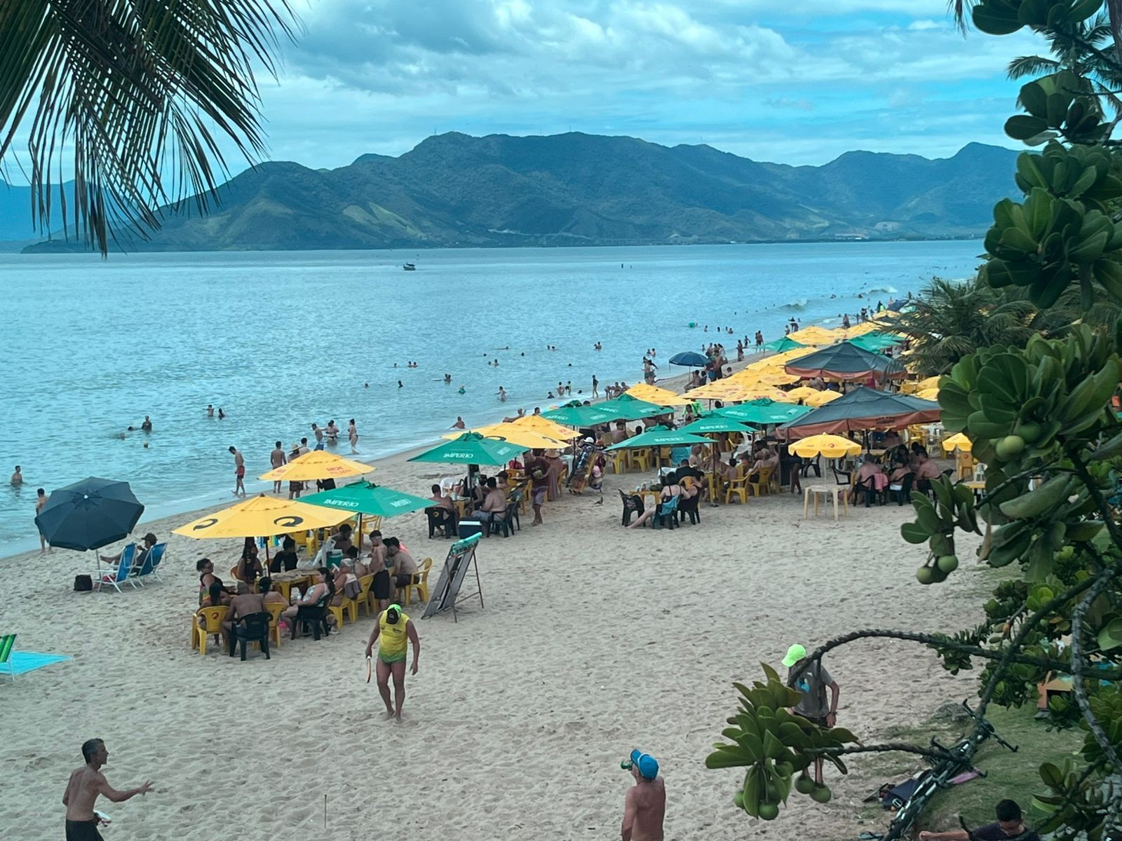 Litoral de SP tem 19 praias impróprias para banho nesta semana; veja os locais