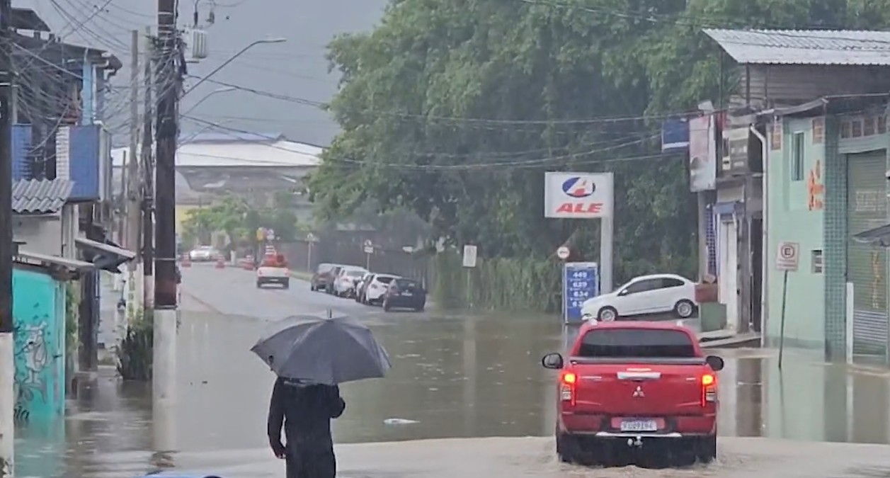 Chuva diminui, mas Defesa Civil de Ubatuba mantém monitoramento por risco de ocorrências