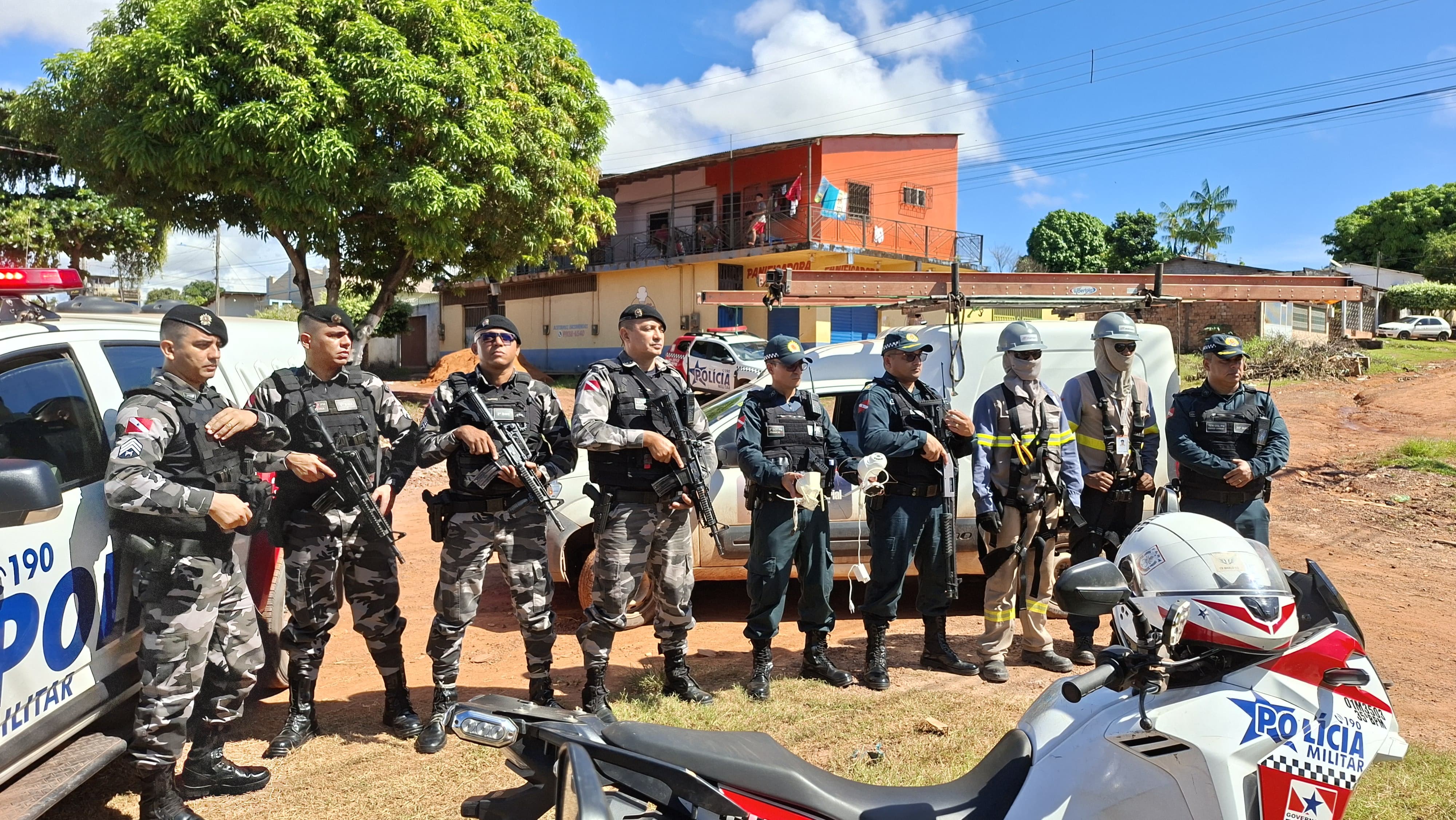 Operação Carga Máxima retira câmeras irregulares em área do bairro São José Operário