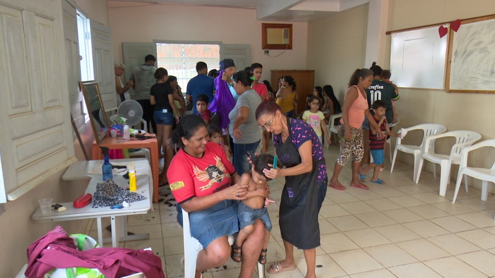 Participantes da ação puderam aproveitar uma variedade de serviços, incluindo corte de cabelo gratuito e testes rápidos — Foto: Reprodução/Rede Amazônica