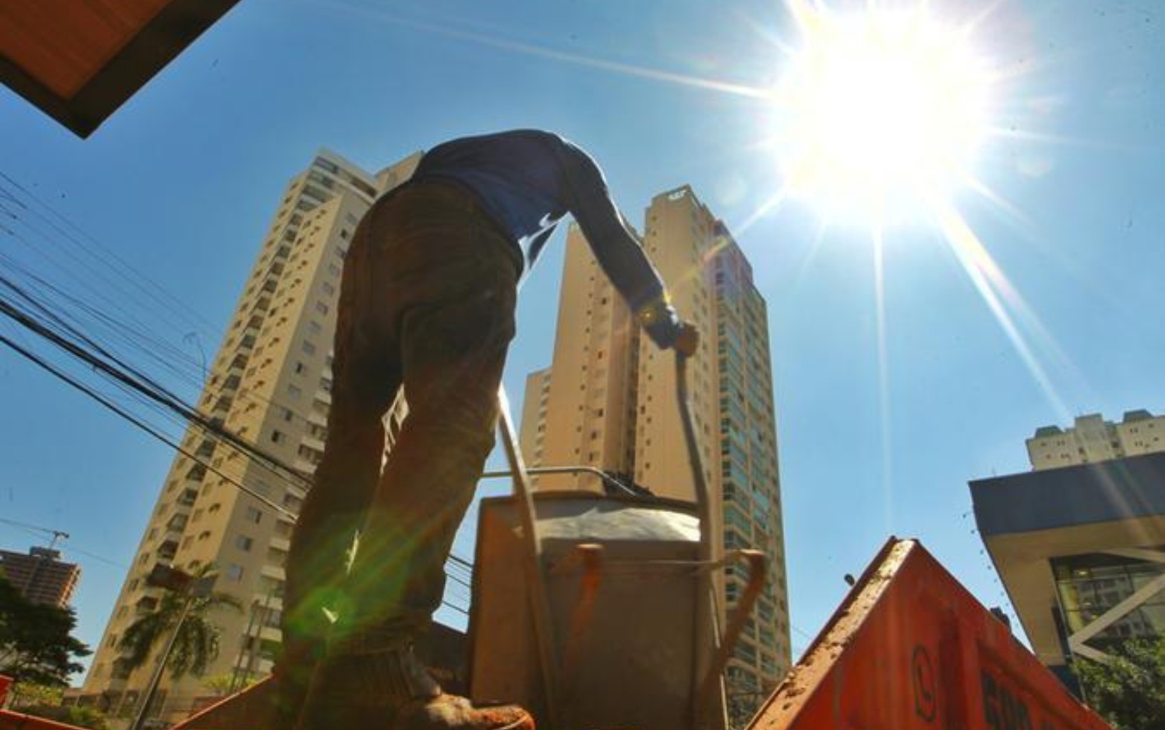 Mais quentes do Brasil: duas cidades de Goiás registram 41°C 