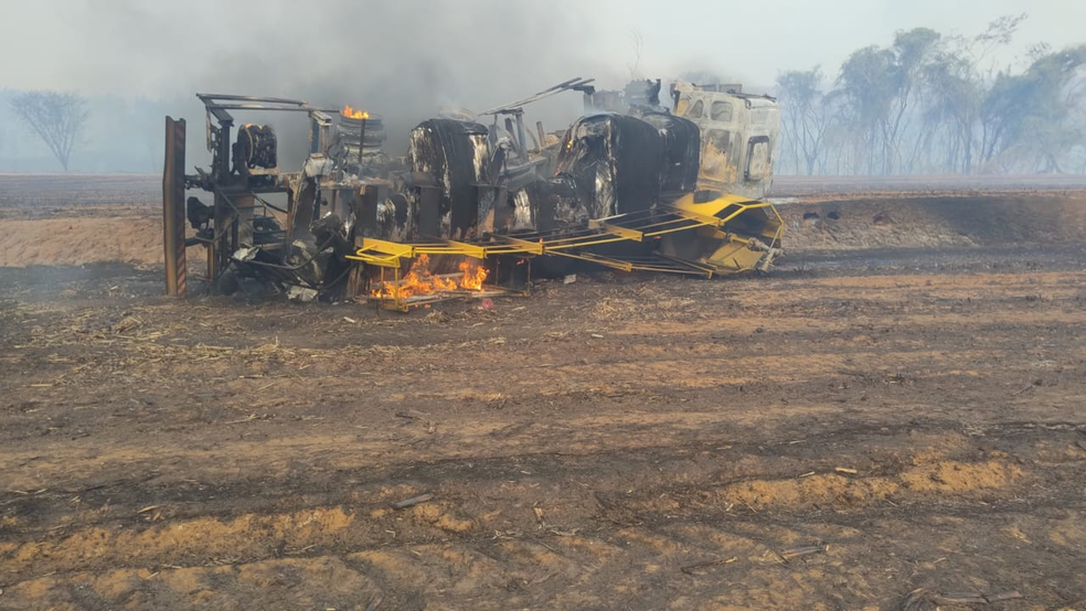 Funcionários de usina morreram tentando apagar incêndio em Urupês (SP) — Foto: Reprodução/WhatsApp