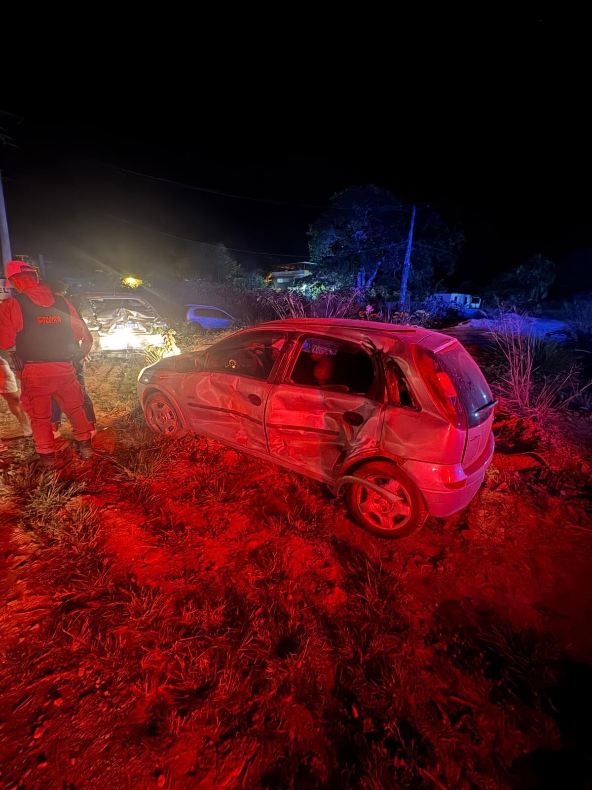 Motorista bêbado e inabilitado provoca acidente na BR-356 e mata homem