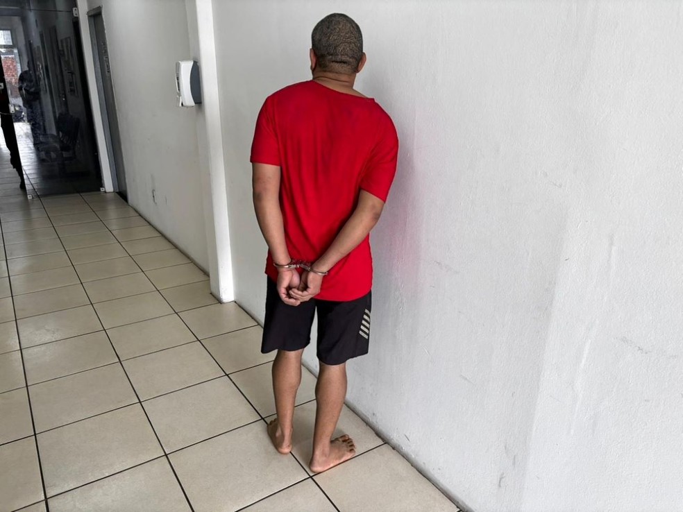 Homem é preso em São Luís suspeito de vender pornografia infantil