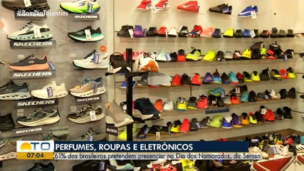 Mais de 60% dos brasileiros pretendem presentear no Dia dos Namorados, diz Serasa