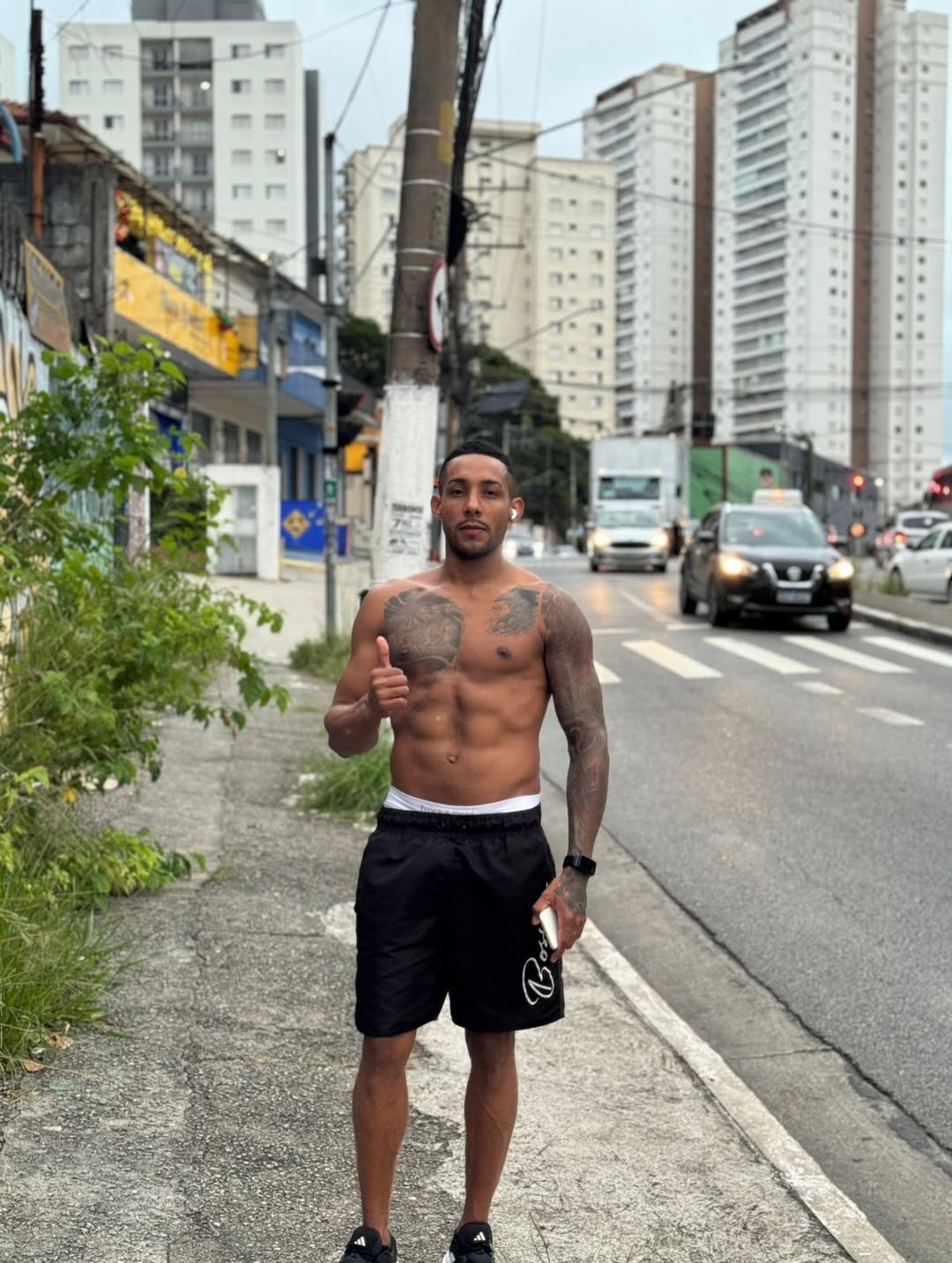 Chefe do PCC namorado de delegada treinava adolescentes para cometer homicídios pela facção em Roraima