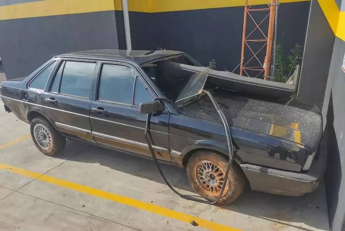 Motorista morre após sofrer mal súbito e bater carro na Rodovia Marechal Rondon em Agudos