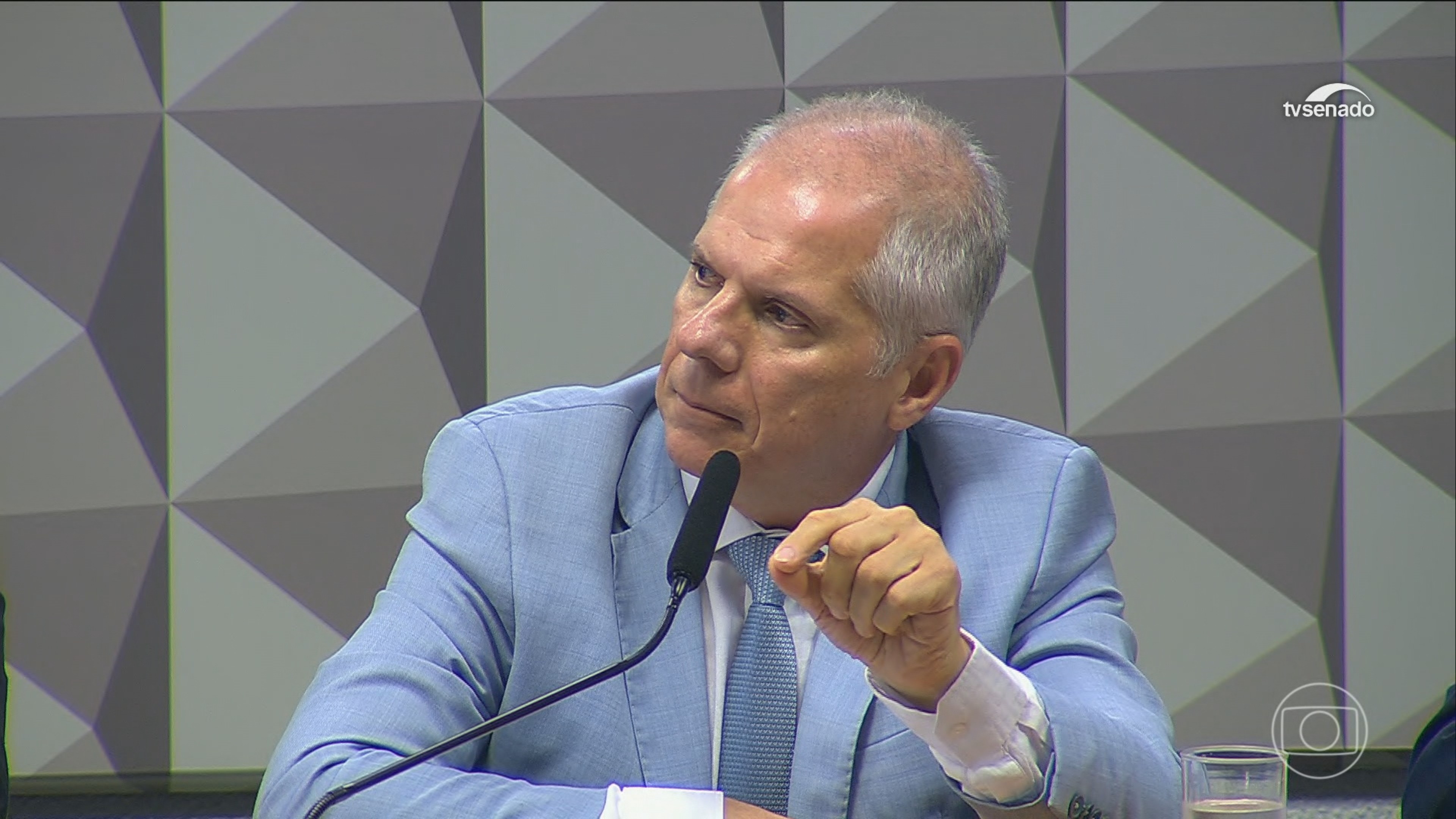 CPMI que investiga descontos ilegais de aposentados ouve Alessandro Stefanutto, ex-presidente do INSS
