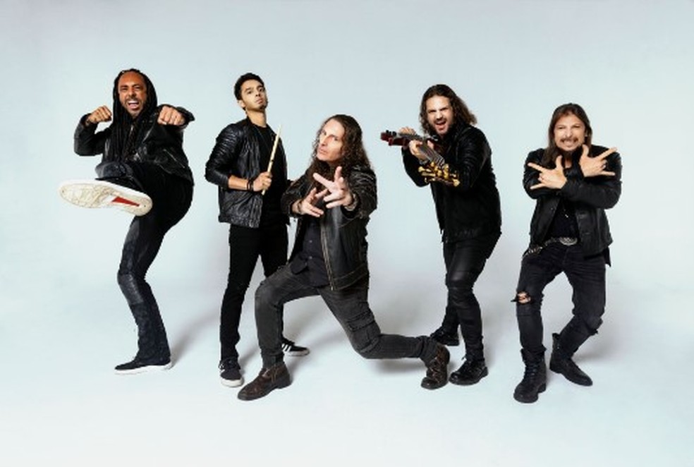 Banda Angra se apresenta em Salvador — Foto: Divulgação