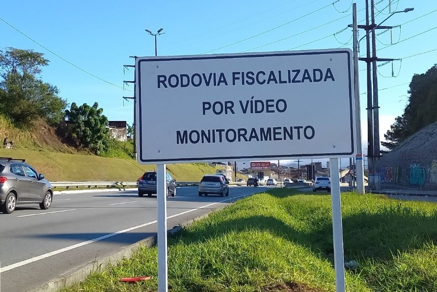 PRF usará drones para fiscalizar BR-101 e Via Expressa na Grande Florianópolis 
