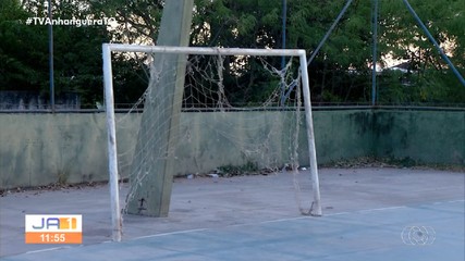 Moradores reclamam da situação das quadras de esportes da Arno 33 e Arso 102