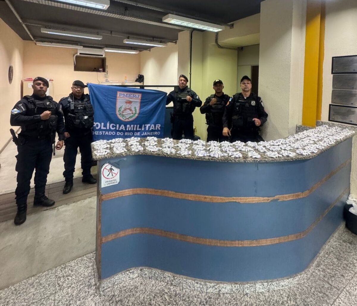 Dois homens são presos com drogas em Paraíba do Sul 