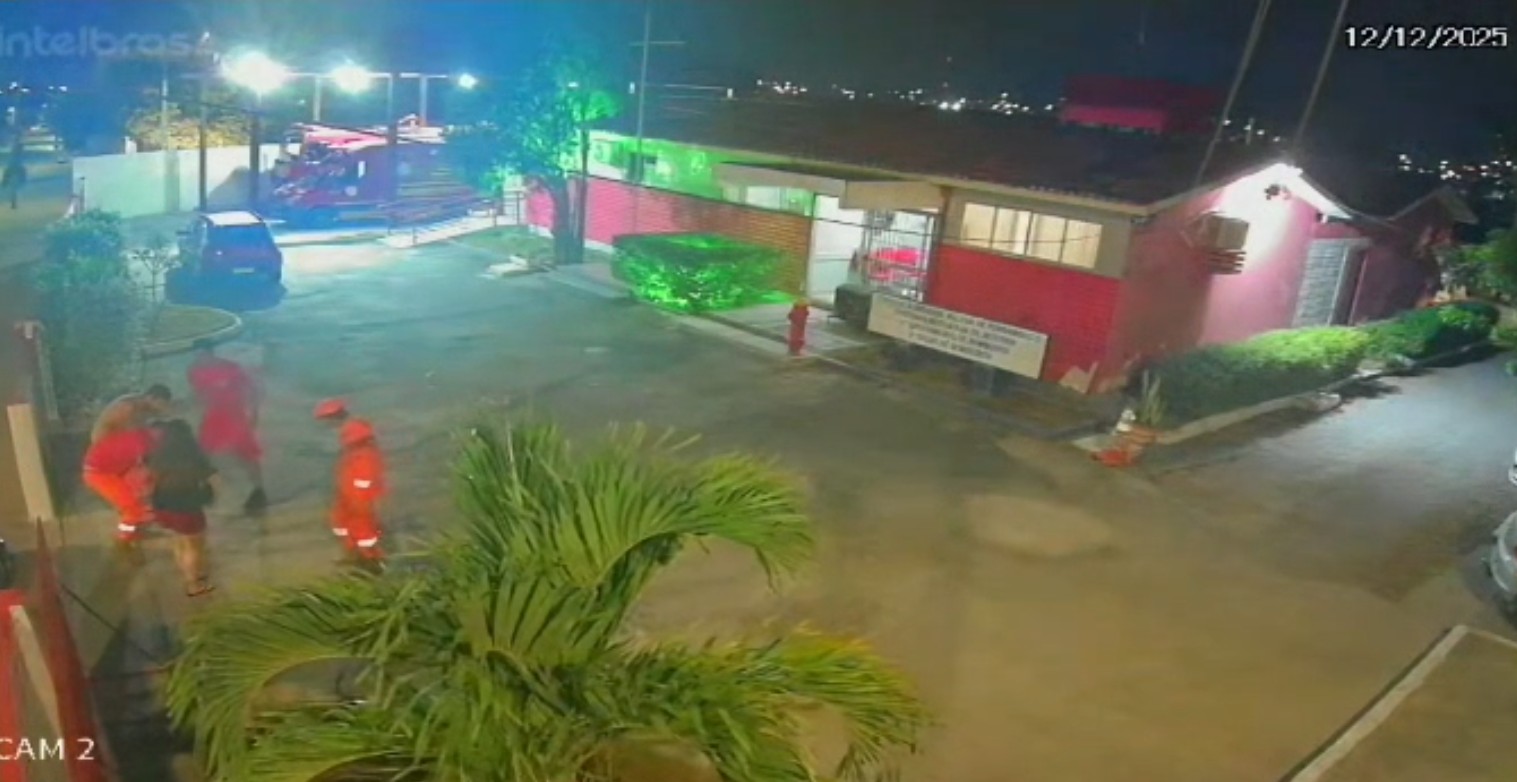 Bombeiros salvam bebê de 1 ano engasgado com carne em Gravatá; VÍDEO