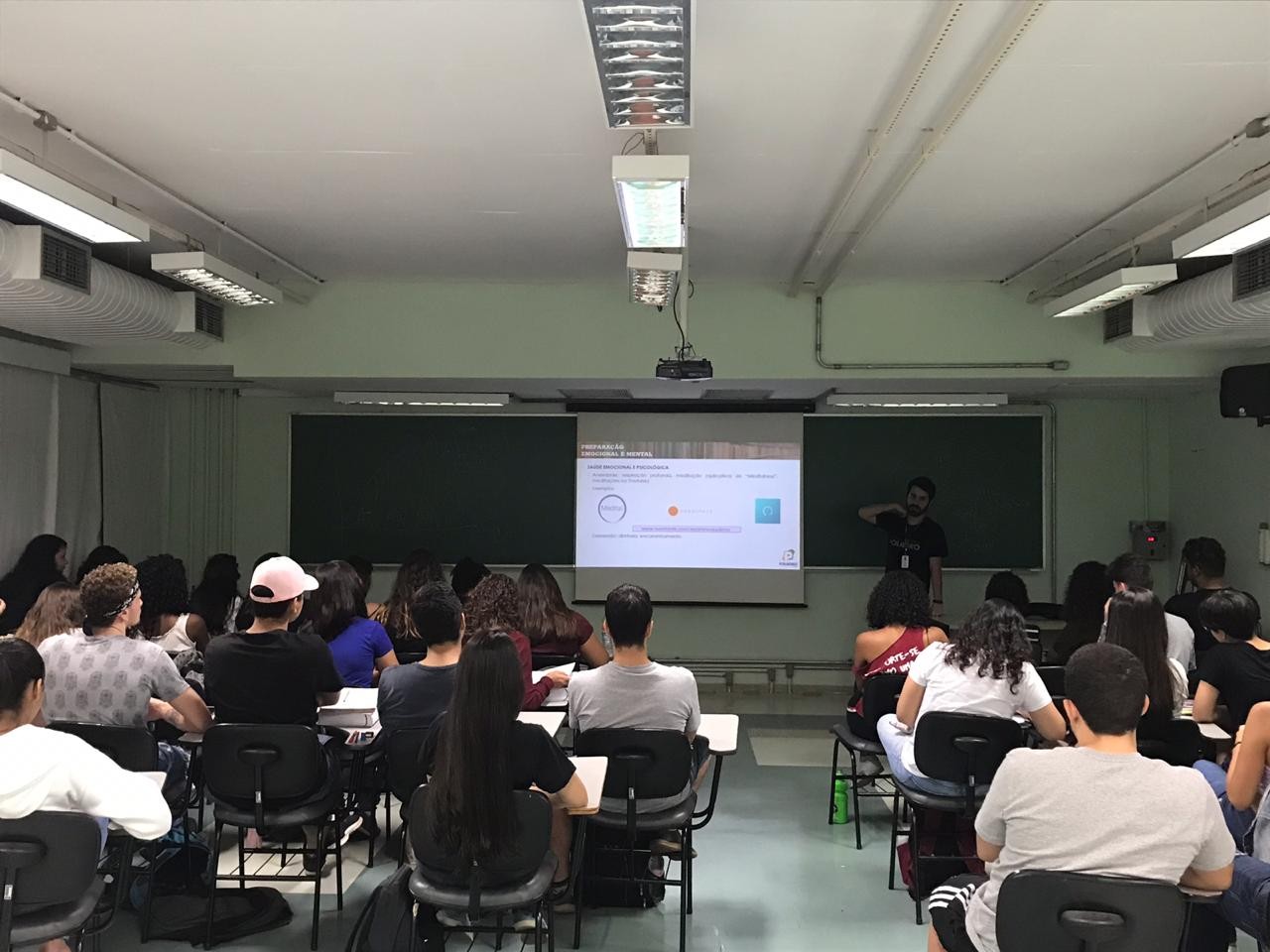 Cursinho pré-vestibular gratuito da Unicamp oferece 80 vagas para ...