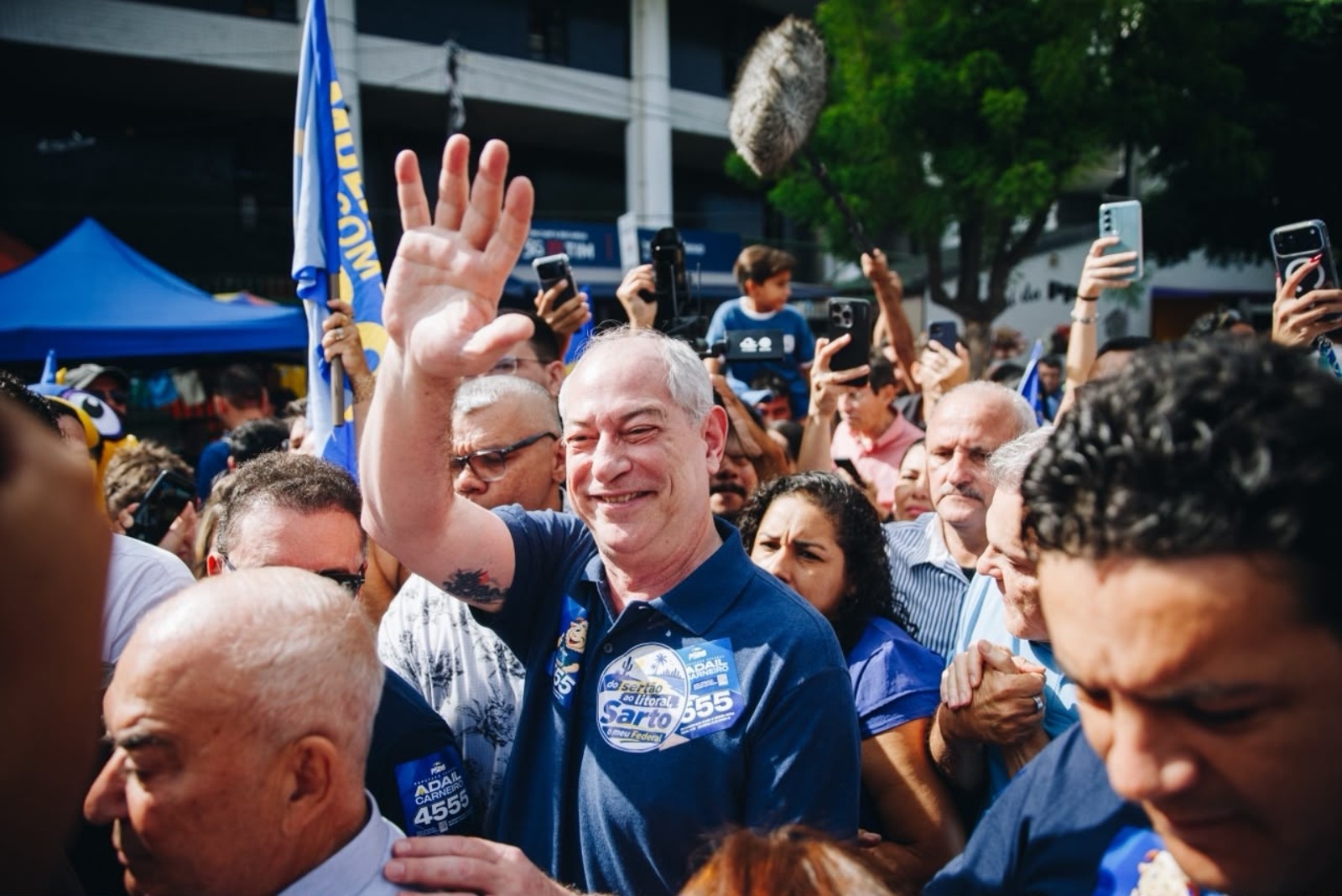 Ciro Gomes promete apoio ao microempreendedor e mudança na gestão da saúde no primeiro ato de campanha ao governo