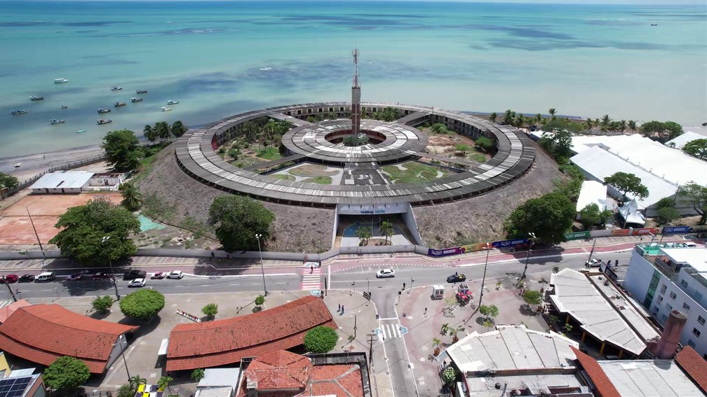 Vista aérea do Hotel Tambaú em 2025 — Foto: TV Cabo Branco/Reprodução