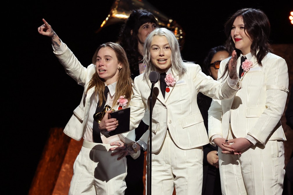boygenius vence na categoria melhor performance de rock na pré-cerimônia do Grammy 2024 — Foto: Mike Blake/Reuters